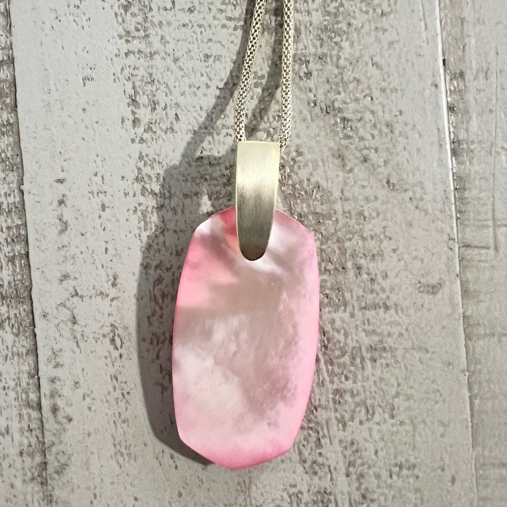 Kendra Scott pink Inez gold adjustable necklace. - Picture 2 of 6